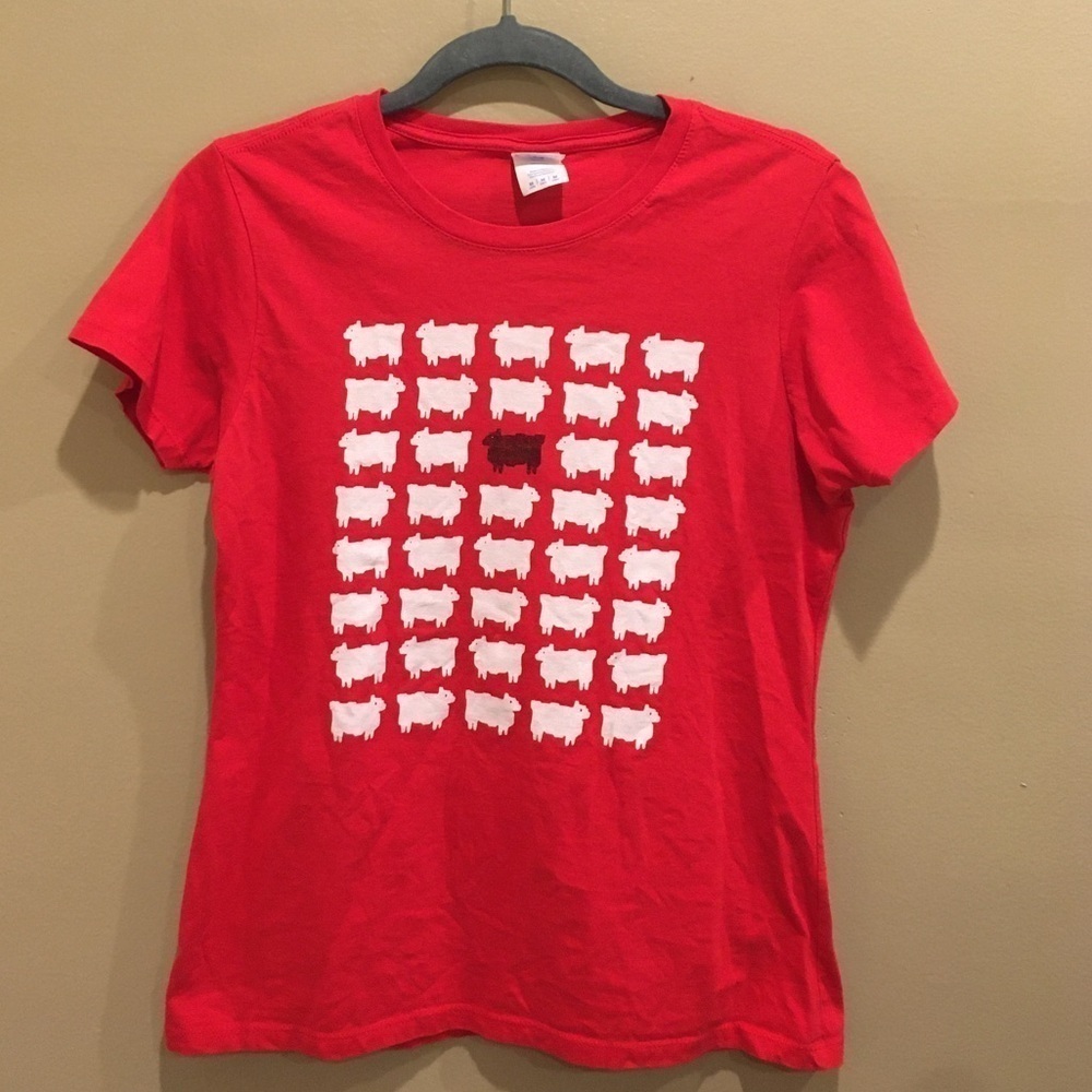 Red Graphic Tee | Black Sheep Design | Medium Size